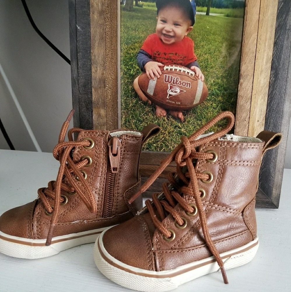 Baby boots - Picture 1 of 2